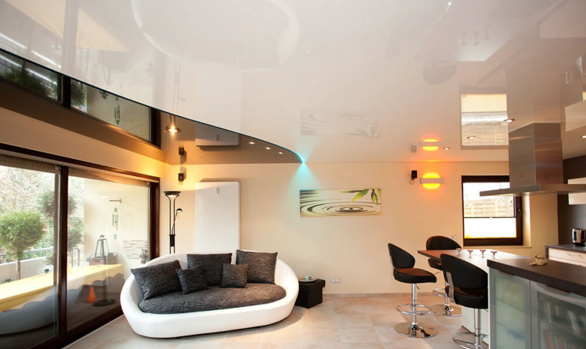 Як зрозуміти, що плівка для натяжної стелі дійсно якісна?